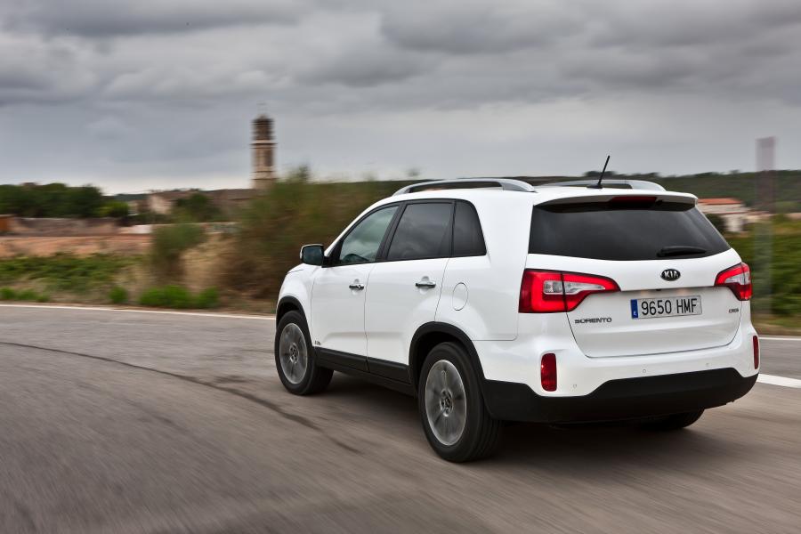  Kia Sorento 2013 года  (EU) (фото 56 из 85)